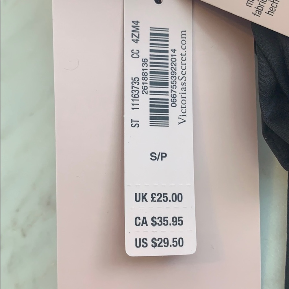 Victoria’s Secret Signature Plaid Satin Slippers - Picture 5 of 12